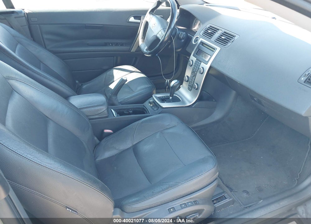 2007 VOLVO C70 T5 VIN: YV1MC68217J024615