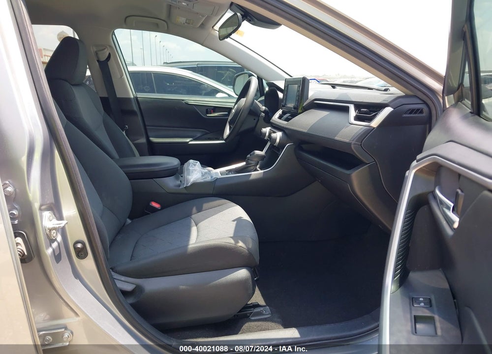 2020 TOYOTA RAV4 XLE VIN: 2T3W1RFV9LC059208