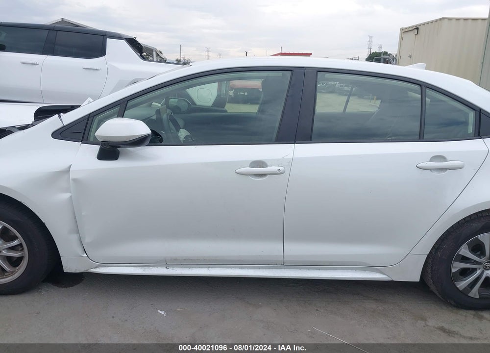2022 TOYOTA COROLLA HYBRID LE VIN: JTDEAMDE2N3000930
