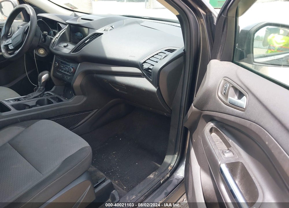 2018 FORD ESCAPE SE VIN: 1FMCU9GDXJUB60097