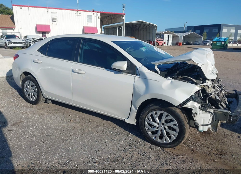 2018 TOYOTA COROLLA LE VIN: 5YFBURHE4JP795191
