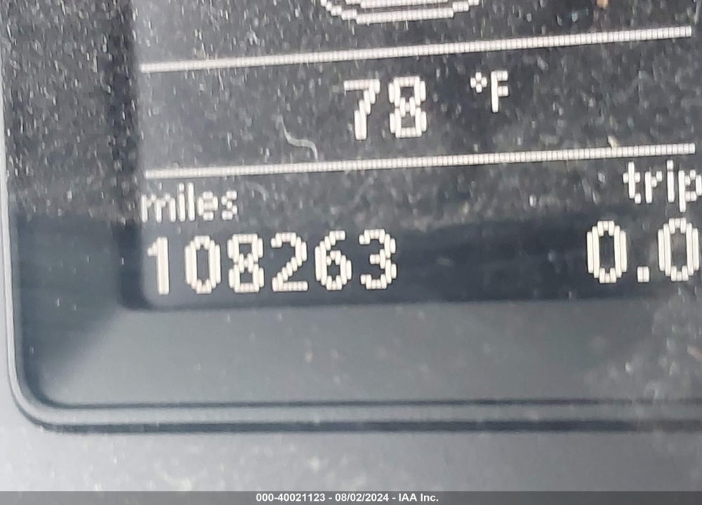 2011 VOLKSWAGEN TIGUAN VIN: WVGAV7AX7BW514904
