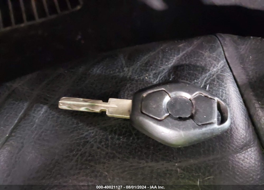 2000 BMW 740IL VIN: WBAGH8345YDP11893