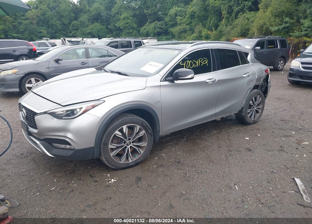 2017 INFINITI QX30 PREMIUM VIN: SJKCH5CRXHA031563