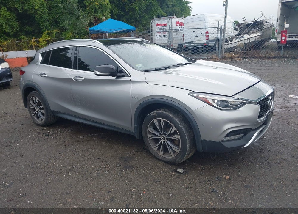 2017 INFINITI QX30 PREMIUM VIN: SJKCH5CRXHA031563