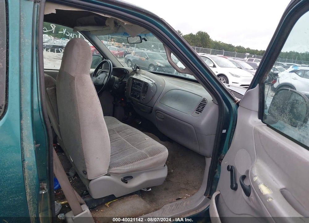 1998 FORD F-150 STANDARD/XL/XLT VIN: 2FTZX1729WCA31460