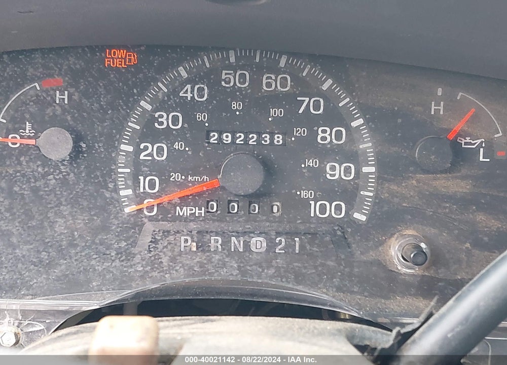 1998 FORD F-150 STANDARD/XL/XLT VIN: 2FTZX1729WCA31460