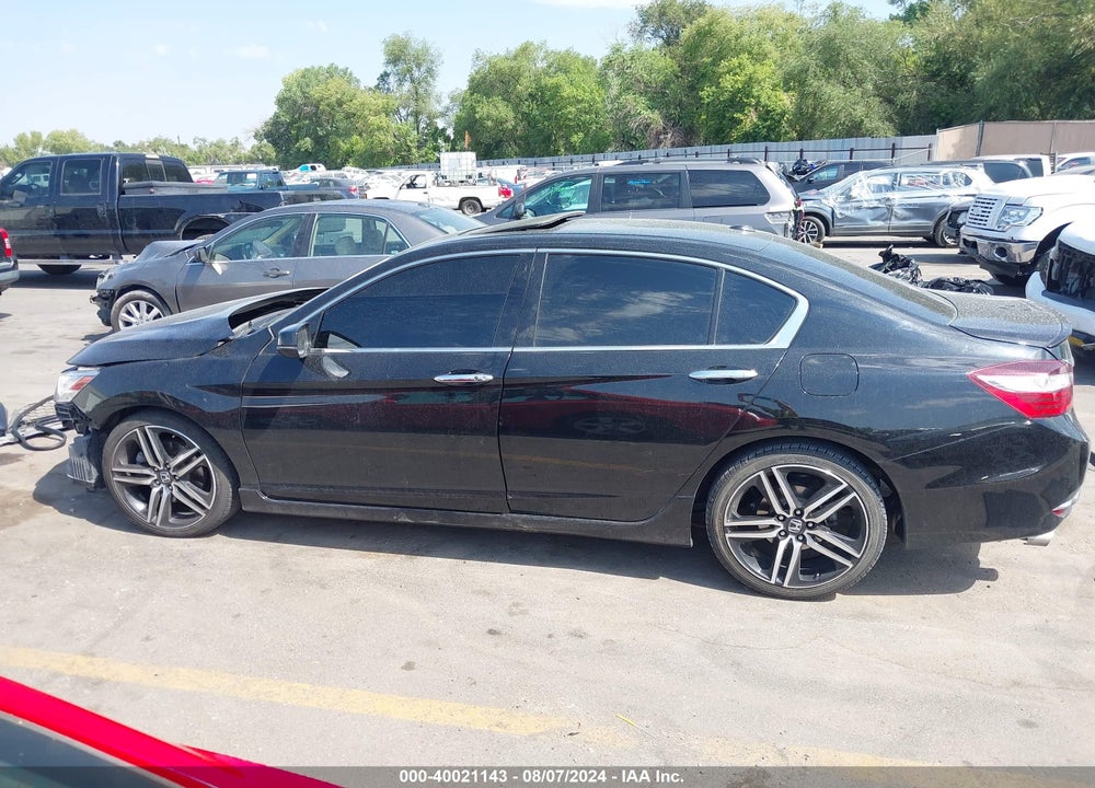 2017 HONDA ACCORD TOURING V6 VIN: 1HGCR3F90HA019049
