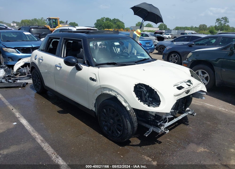 2016 MINI HARDTOP COOPER S VIN: WMWXU3C57G2D27649