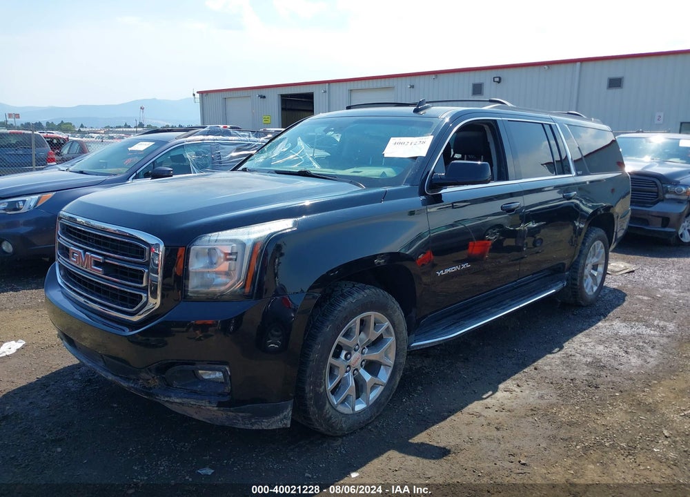 2017 GMC YUKON XL SLT VIN: 1GKS2GKC4HR157786
