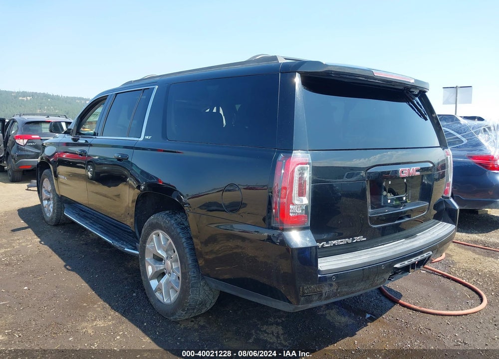 2017 GMC YUKON XL SLT VIN: 1GKS2GKC4HR157786