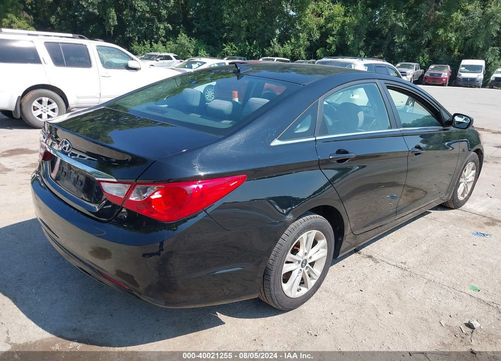 2013 HYUNDAI SONATA GLS VIN: 5NPEB4AC5DH718457