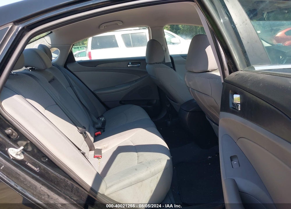 2013 HYUNDAI SONATA GLS VIN: 5NPEB4AC5DH718457