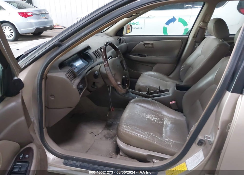 2001 TOYOTA CAMRY VIN: JT2BF28K810331878
