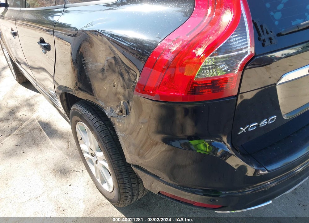 2016 VOLVO XC60 T5 DRIVE-E VIN: YV440MDJ3G2916887