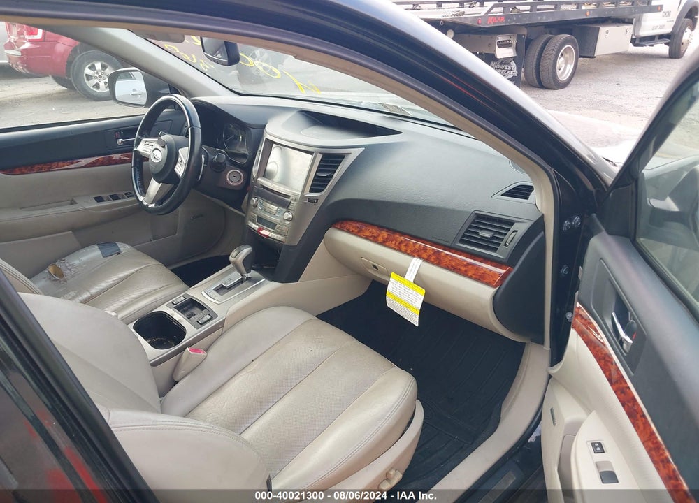 2011 SUBARU OUTBACK 2.5I LIMITED VIN: 4S4BRBLC9B3367704