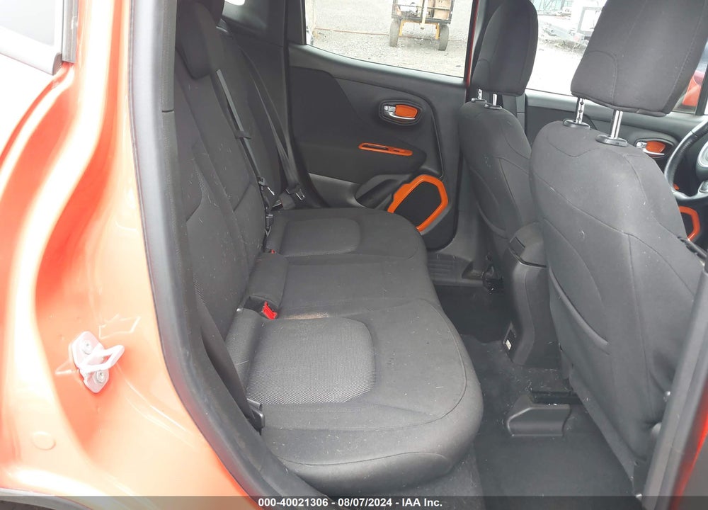 2016 JEEP RENEGADE LATITUDE VIN: ZACCJBBT8GPD27215