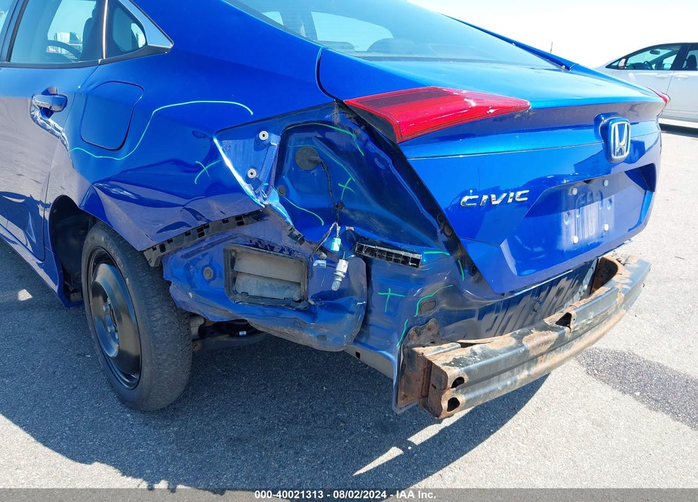 2018 HONDA CIVIC LX VIN: 19XFC2F58JE043168