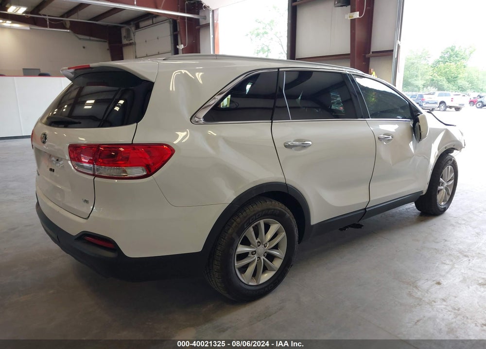 2016 KIA SORENTO 3.3L LX VIN: 5XYPG4A51GG042225