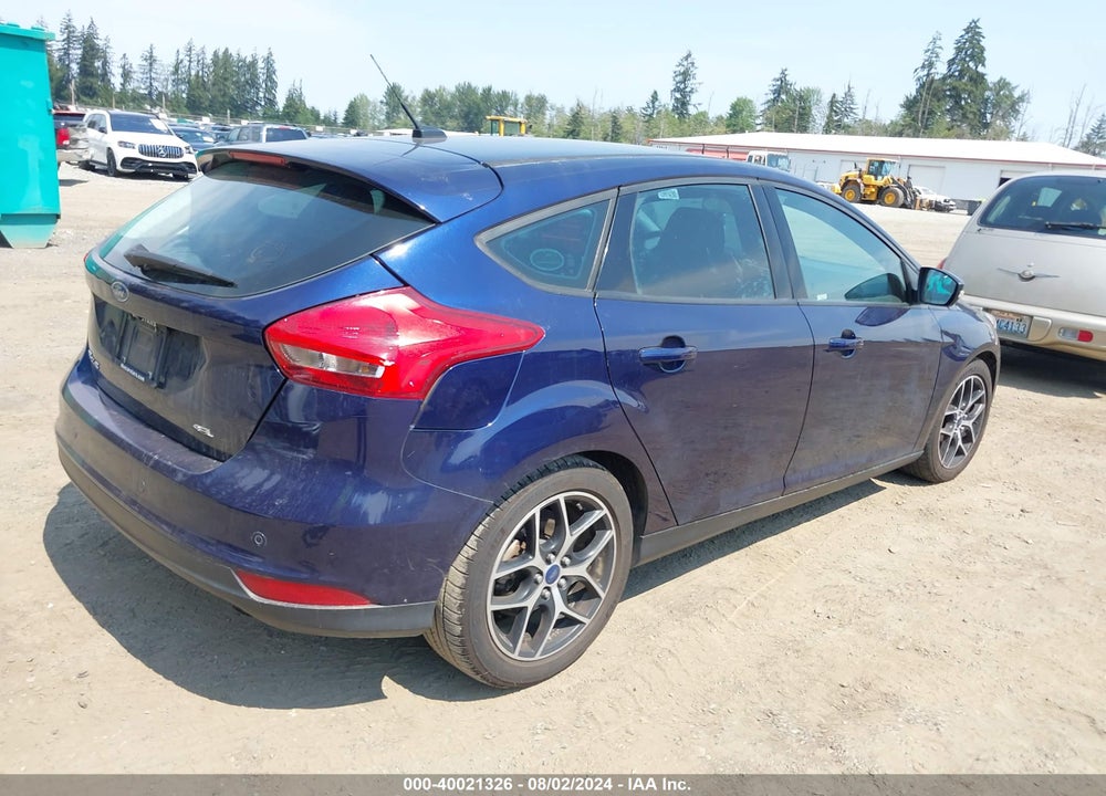 2017 FORD FOCUS SEL VIN: 1FADP3M24HL220008