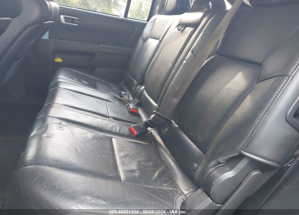 2010 HONDA PILOT TOURING VIN: 5FNYF4H90AB004600