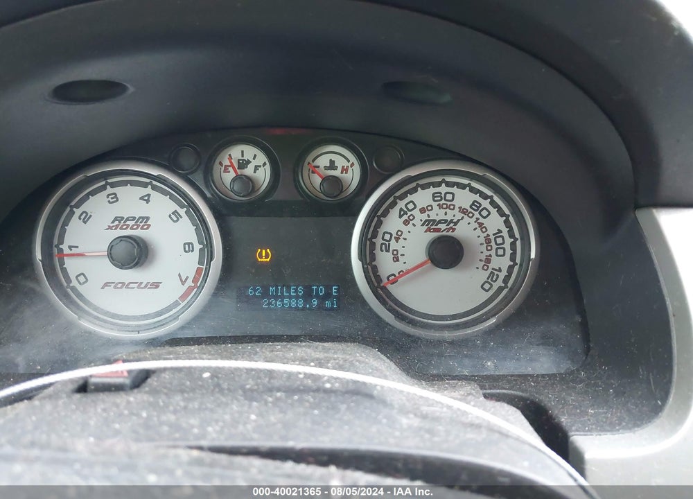 2011 FORD FOCUS SEL VIN: 1FAHP3HNXBW142992