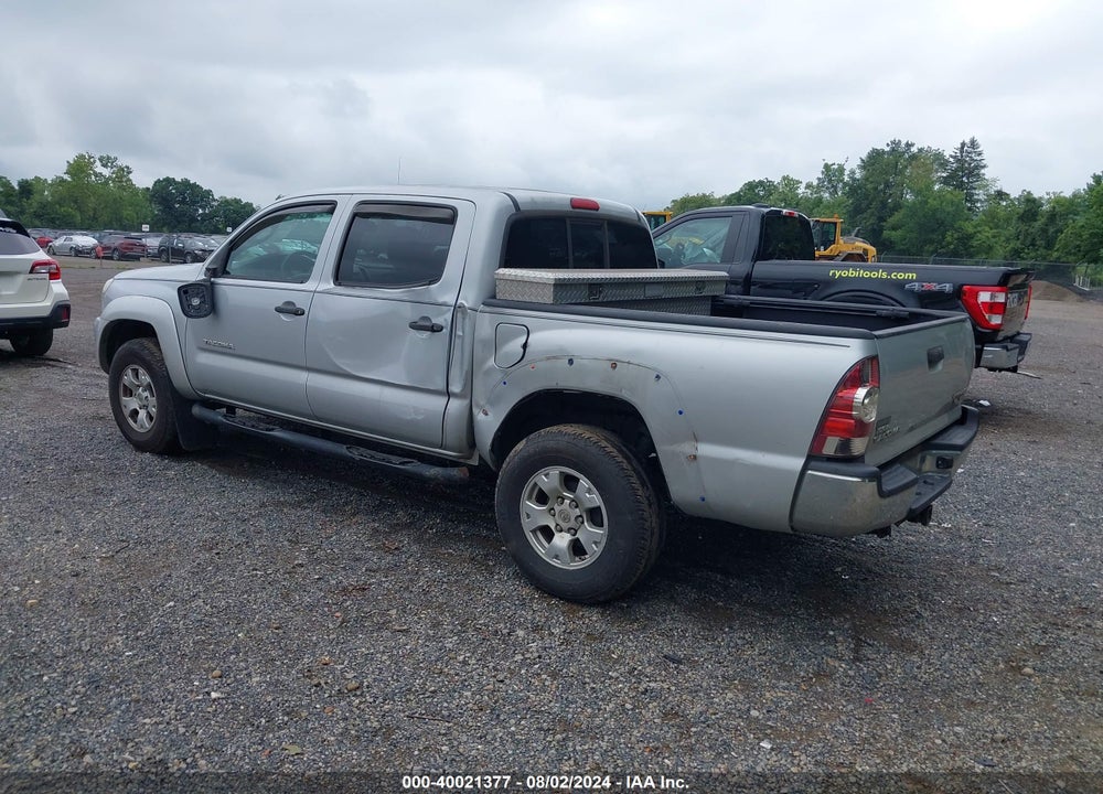 2011 TOYOTA TACOMA PRERUNNER V6 VIN: 3TMJU4GN2BM110811
