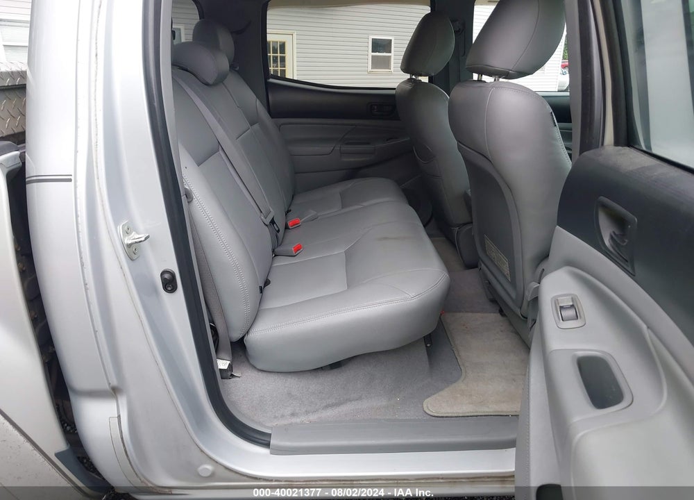 2011 TOYOTA TACOMA PRERUNNER V6 VIN: 3TMJU4GN2BM110811