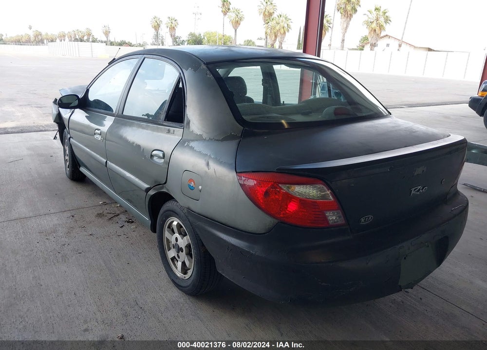 2001 KIA RIO VIN: KNADC123X16519154