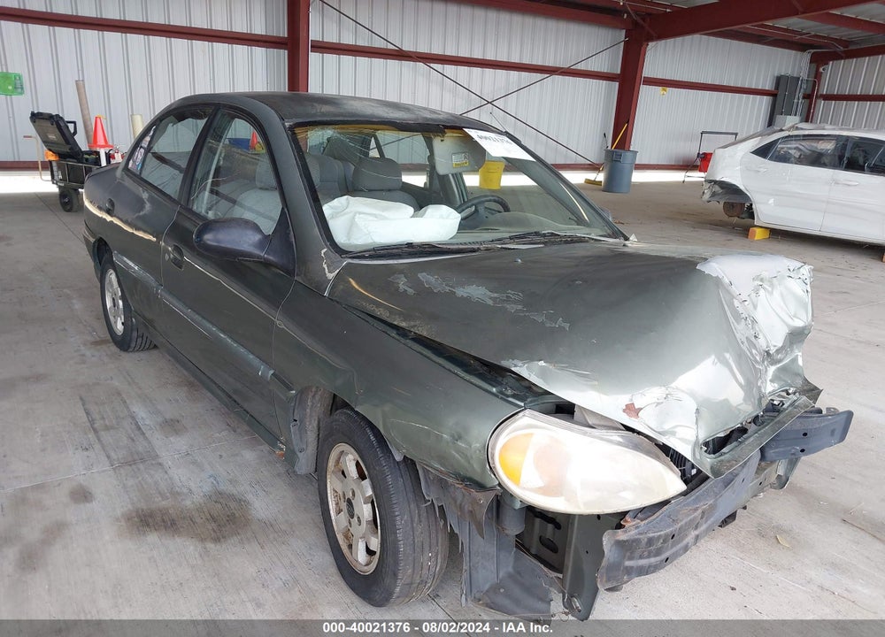 2001 KIA RIO VIN: KNADC123X16519154