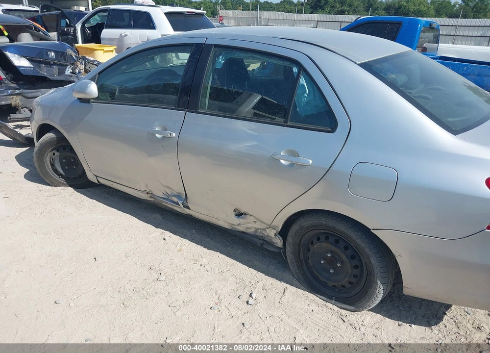 2012 TOYOTA YARIS VIN: JTDBT4K32C1417150