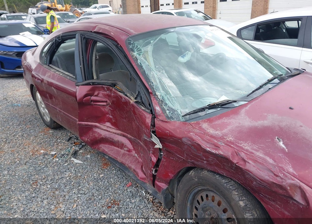 2005 FORD TAURUS SE VIN: 1FAFP53U35A100974
