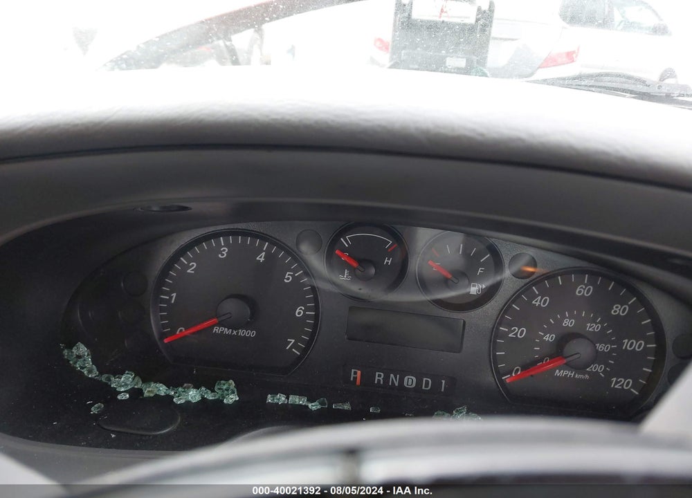 2005 FORD TAURUS SE VIN: 1FAFP53U35A100974