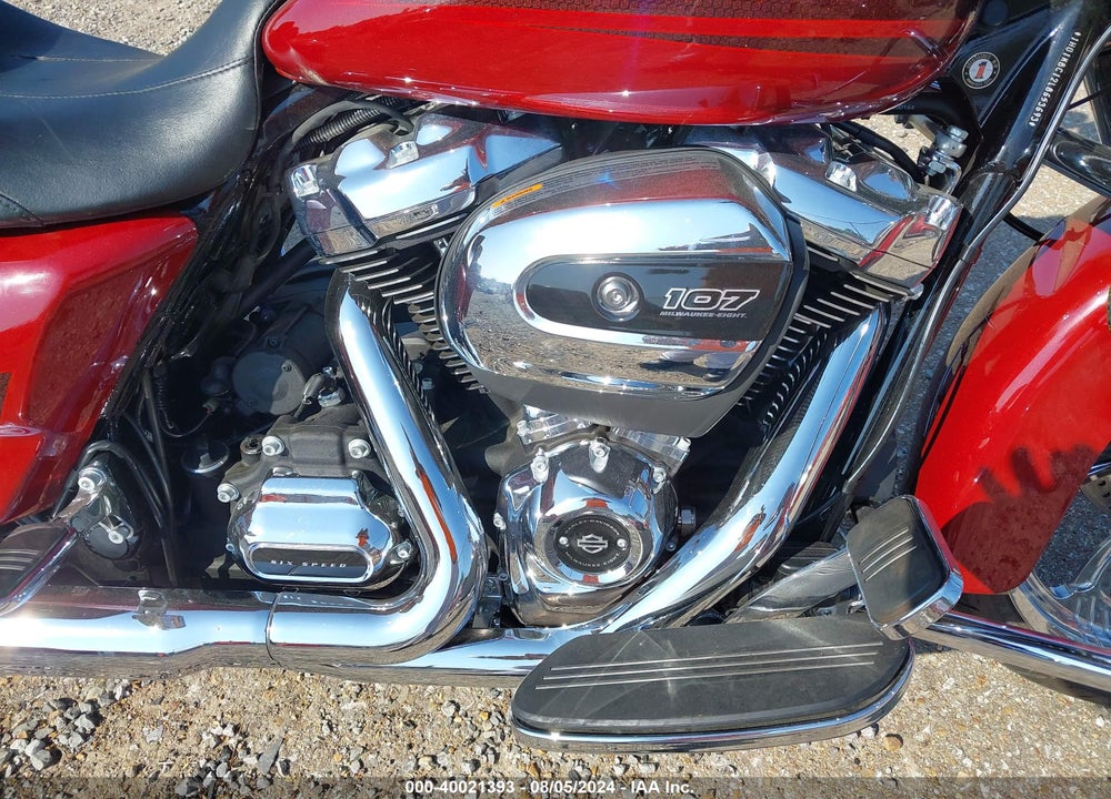 2020 HARLEY-DAVIDSON FLHX VIN: 1HD1KBC12LB653693