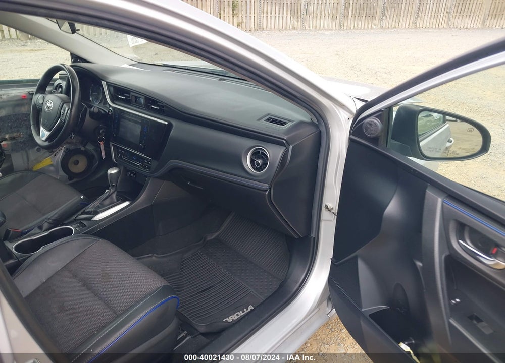 2018 TOYOTA COROLLA SE VIN: 2T1BURHE5JC001816