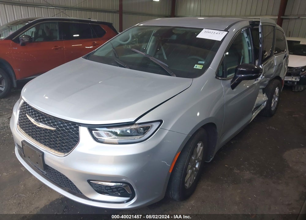 2024 CHRYSLER PACIFICA TOURING L VIN: 2C4RC1BG9RR146477