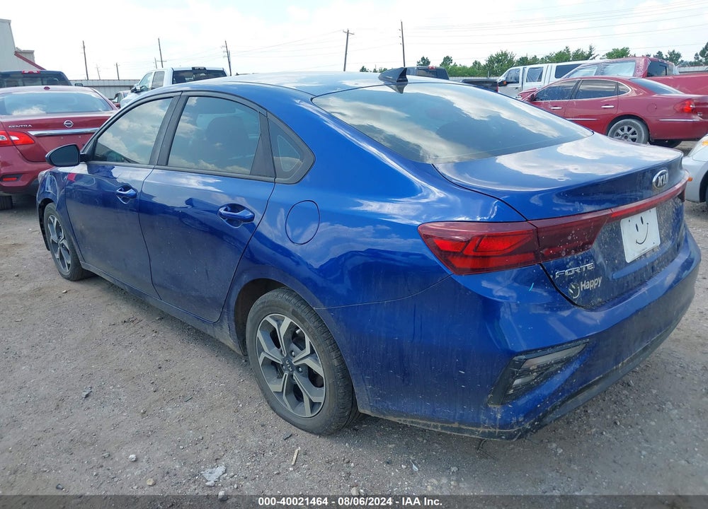 2019 KIA FORTE LXS VIN: 3KPF24AD2KE125301