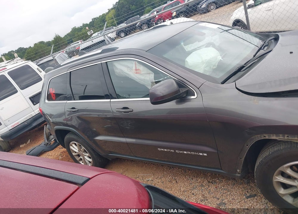2015 JEEP GRAND CHEROKEE LAREDO VIN: 1C4RJEAG3FC613914