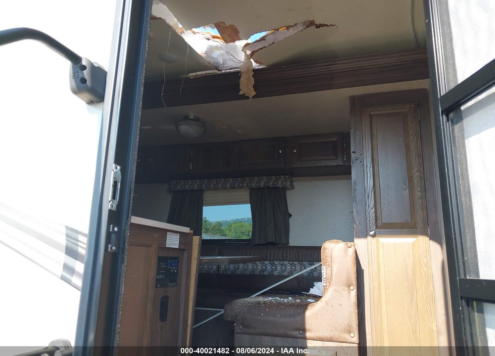 2018 ROCKWOOD TRAVEL TRLR VIN: 4X4TRLA2XJD422155