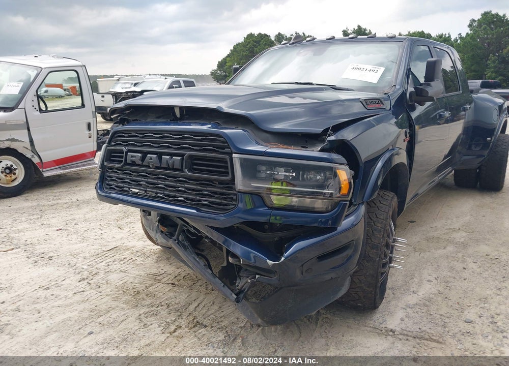 2021 RAM 3500 LIMITED MEGA CAB 4X4 6'4 BOX VIN: 3C63RRPL9MG576797