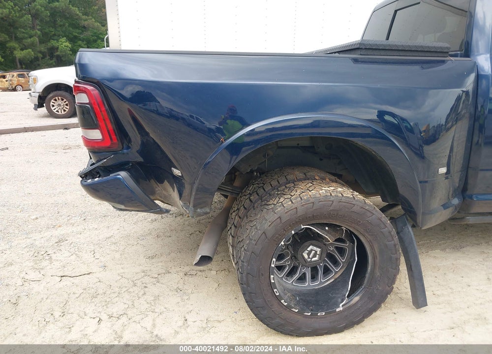 2021 RAM 3500 LIMITED MEGA CAB 4X4 6'4 BOX VIN: 3C63RRPL9MG576797