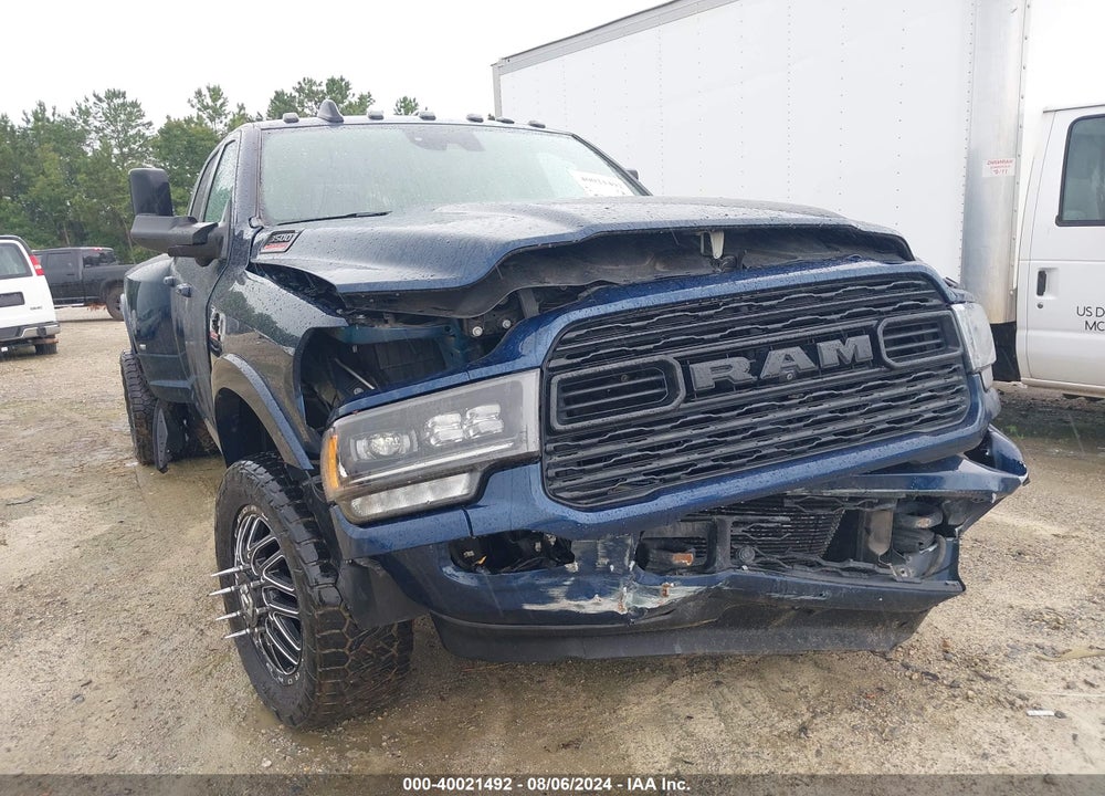 2021 RAM 3500 LIMITED MEGA CAB 4X4 6'4 BOX VIN: 3C63RRPL9MG576797