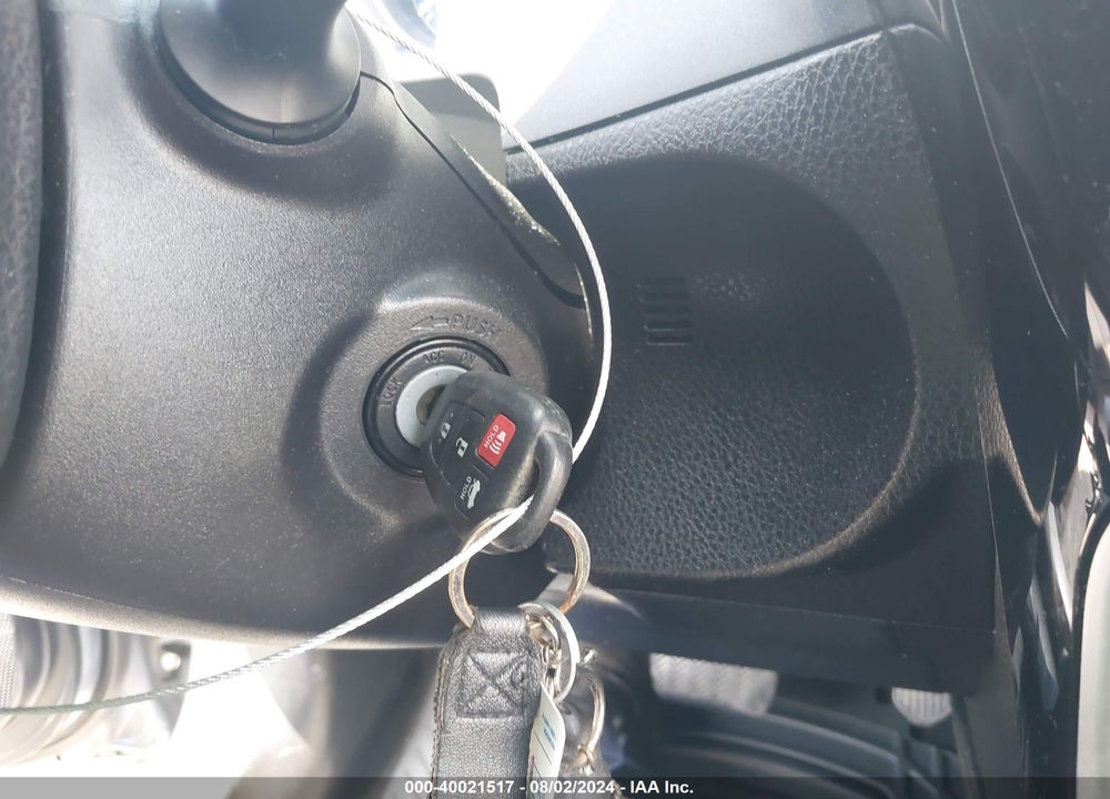 2019 TOYOTA COROLLA LE VIN: 5YFBURHE7KP904518