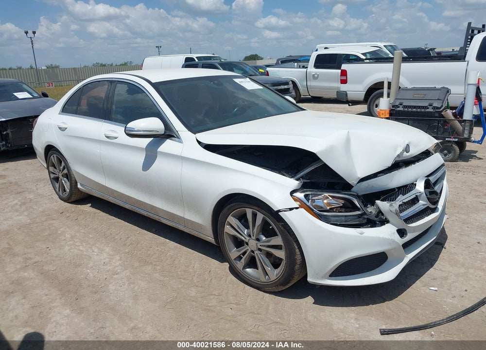 2015 MERCEDES-BENZ C 300 LUXURY/SPORT VIN: 55SWF4JB1FU072608