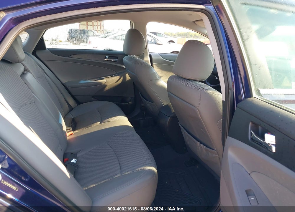 2011 HYUNDAI SONATA SE VIN: 5NPEC4AC9BH199083