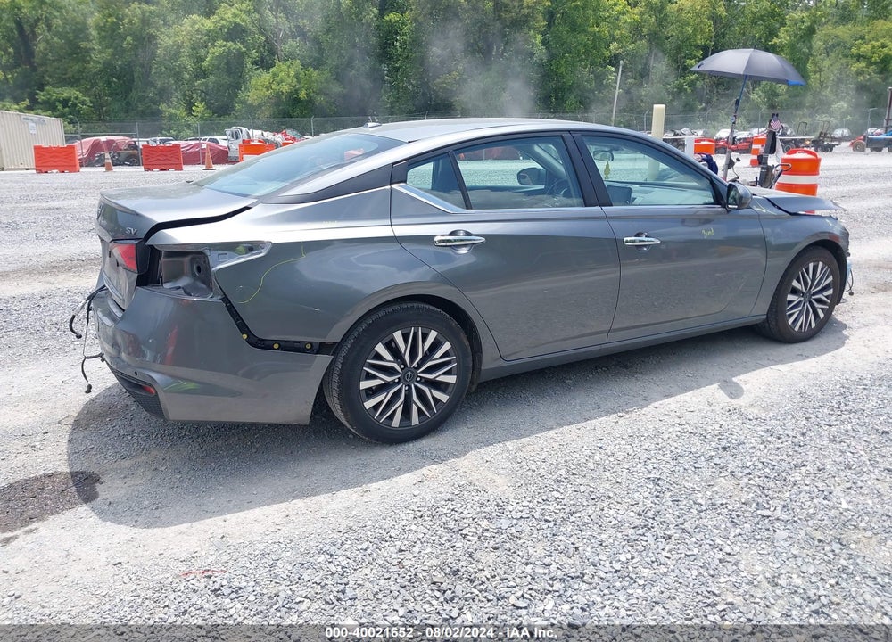 2023 NISSAN ALTIMA SV FWD VIN: 1N4BL4DV2PN390633