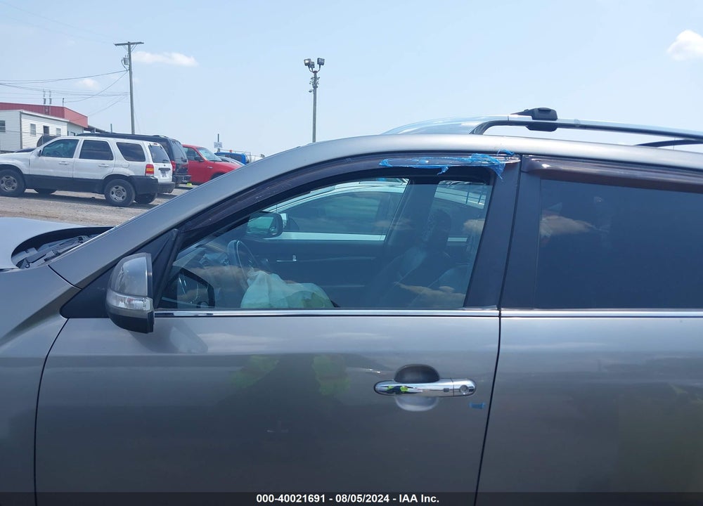 2013 KIA SORENTO SX V6 VIN: 5XYKWDA23DG327068