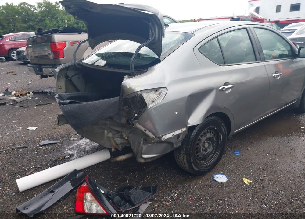 2014 NISSAN VERSA 1.6 SV VIN: 3N1CN7AP6EL859271