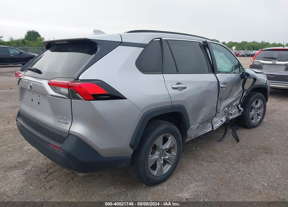 2022 TOYOTA RAV4 HYBRID XLE VIN: 4T3RWRFV6NU051924