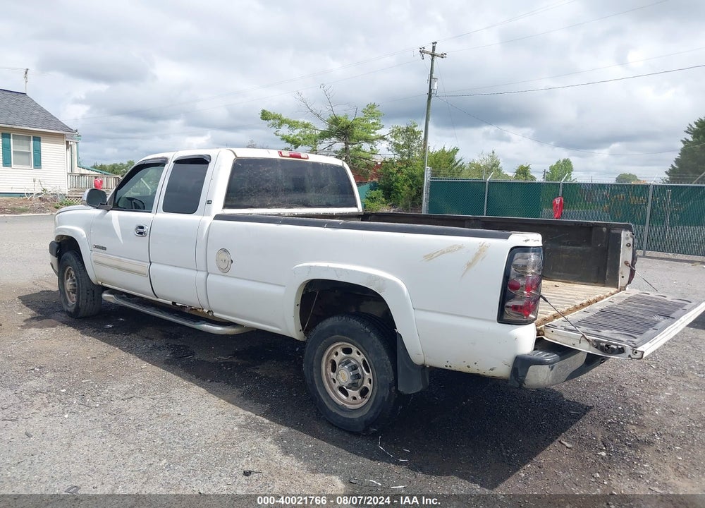2004 CHEVROLET SILVERADO 2500HD LS VIN: 1GCHC29U74E354117